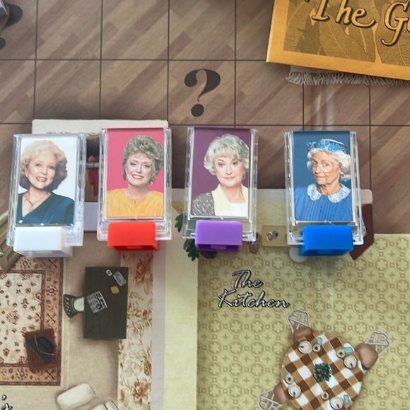 Golden Girls Clue board game - Picture 3 of 5